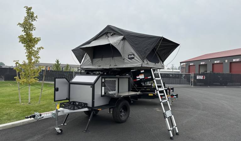 Alcom Off Road Trailer with Tent Bed